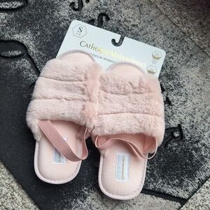 NWT Catherine Malandrino Soft Pink Premium Women's Slippers Size S 5-6